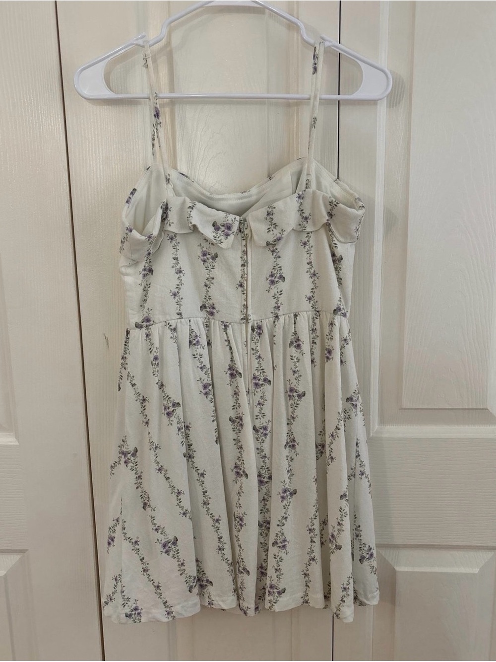 Ivory Floral Ruffle Sundress - Picture 3 of 4